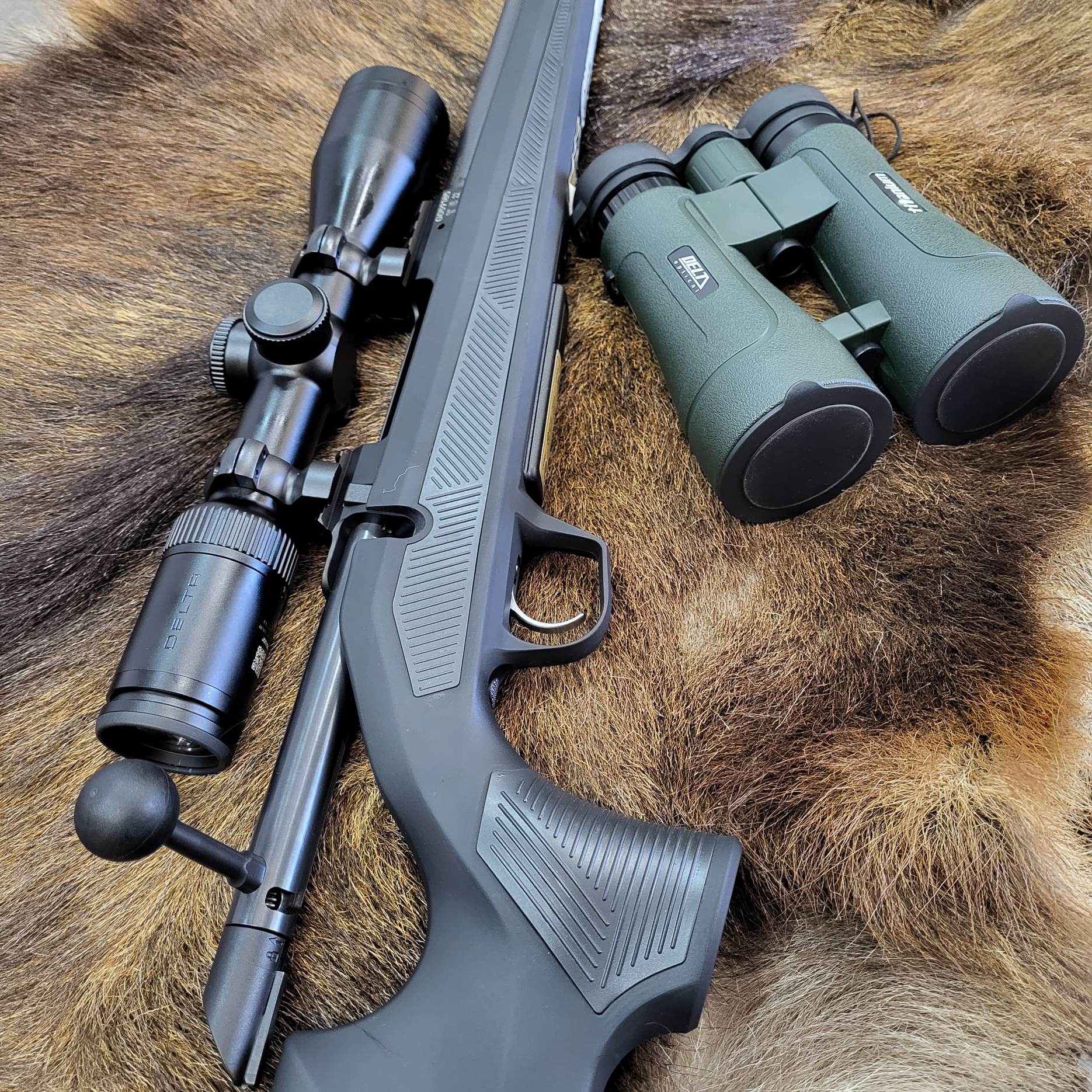 Carabina CZ600 Alpha + Luneta Delta Titanium 1.5-9x45