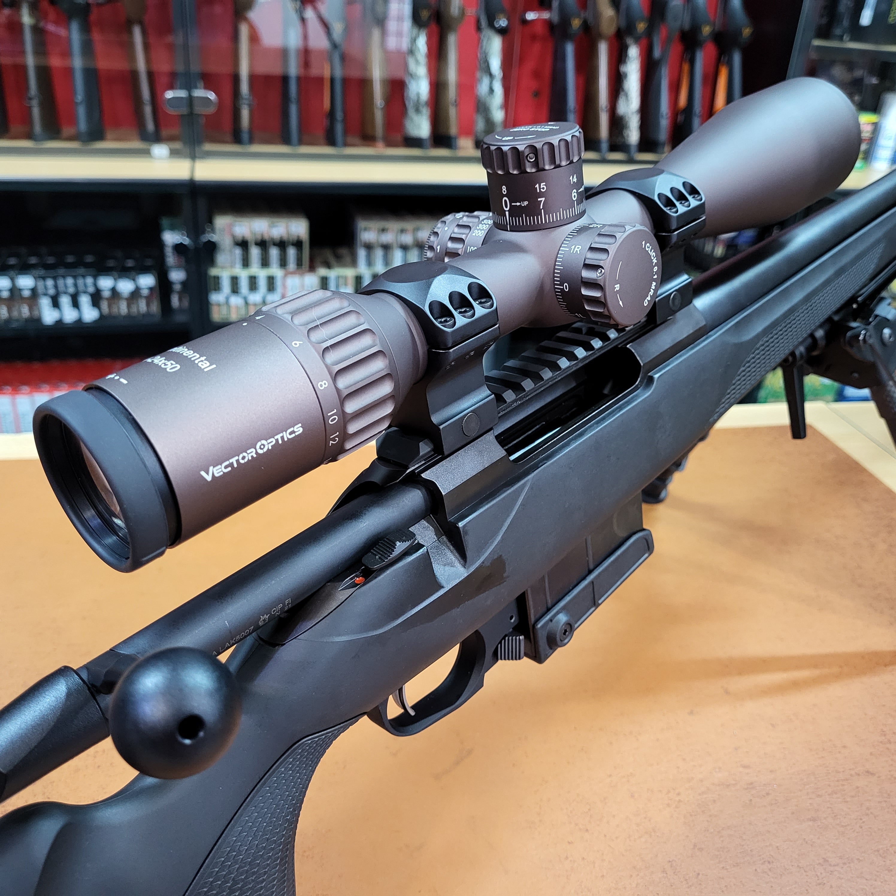 Tikka CTR 223 REM + Luneta Vector Optics Continental 4-24x50+Bipod
